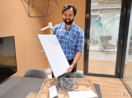 New research: satellite connectivity