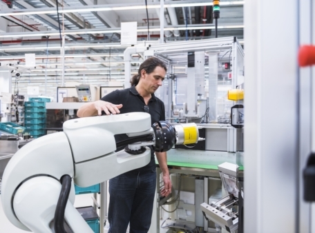 Inspection robots in a wireless factory